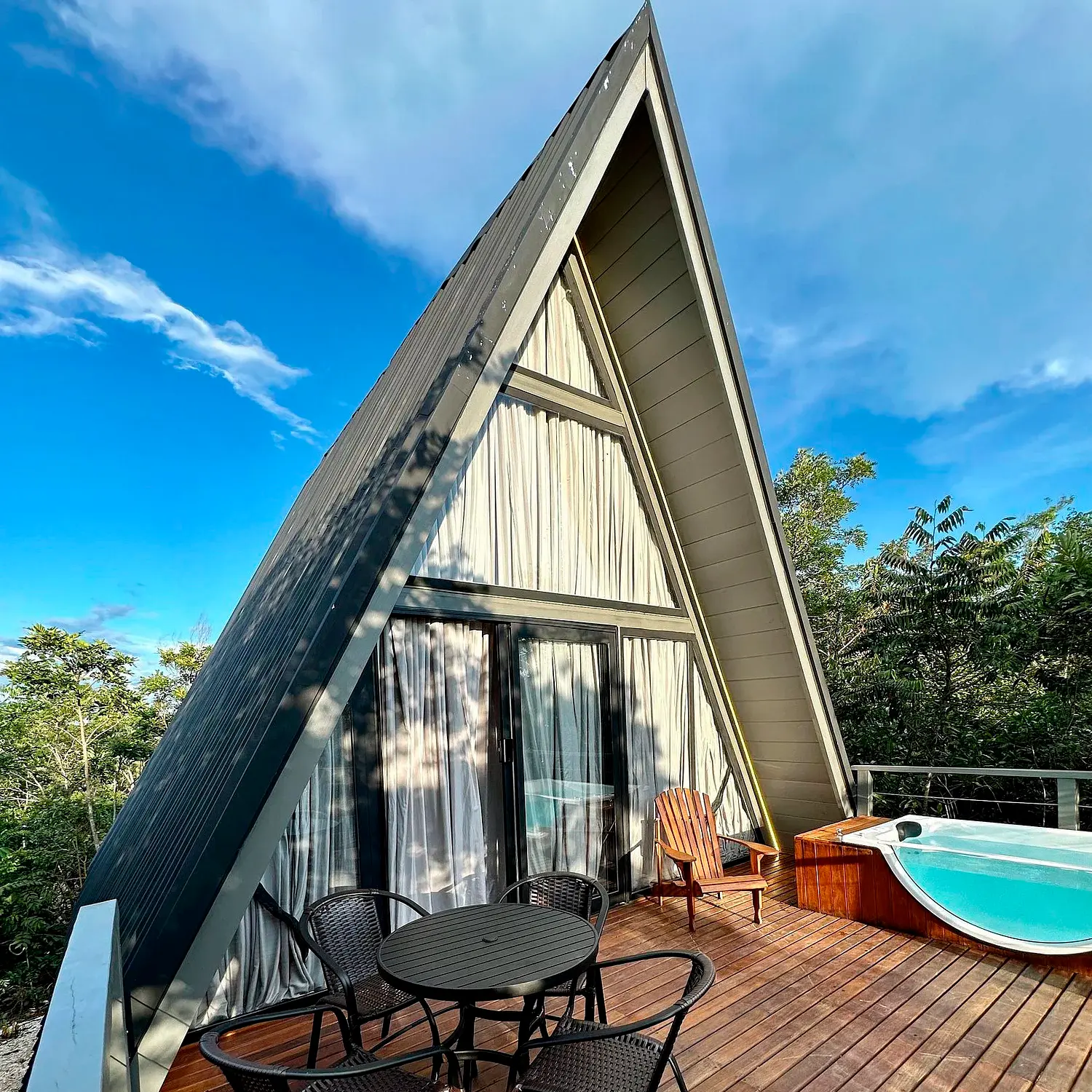 Cabana Dark — foto 1
